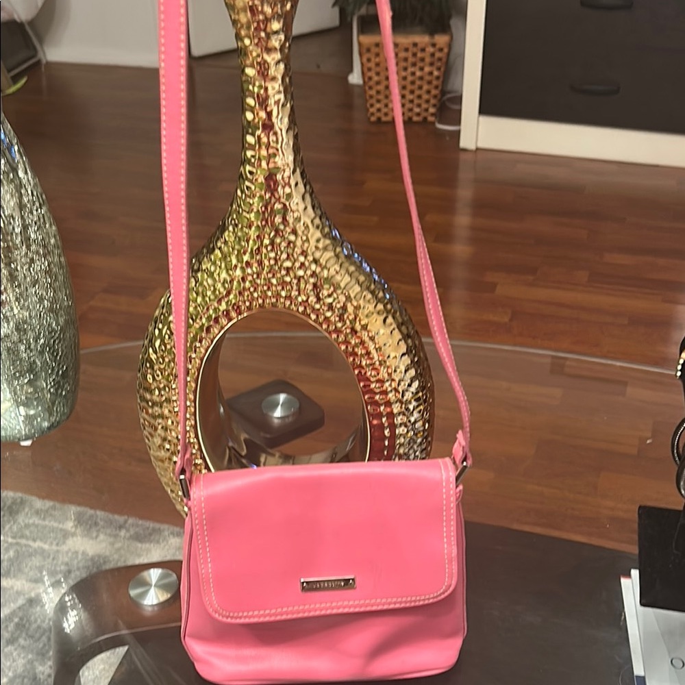 Liz Claiborne Pink leather Crossbody Bag with Flap Closure - Picture 10 of 10